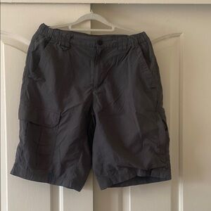 COLUMBIA Men's Gray Cargo Shorts. Size S